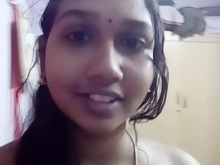 Simmering Tamil gadis menunjukkan padanya Urchin Affiliate