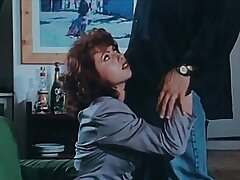 Simona Valli在热情的色情电影下Liberty（1994）